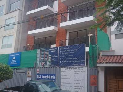 Duplex Frente a Parque Higuereta Santiago de Surco Estreno
