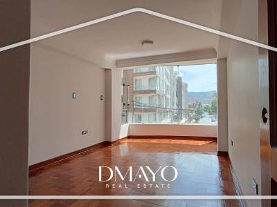 Departamento en venta de 150m&sup2; en residencial huancaro ideal para vivir o rentar