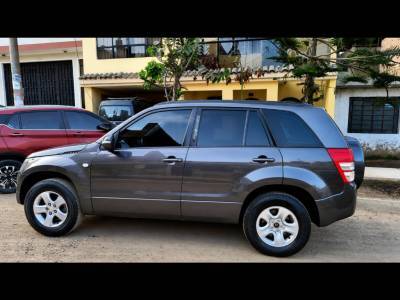 Camioneta Suzuki Gran Nomade 4×4