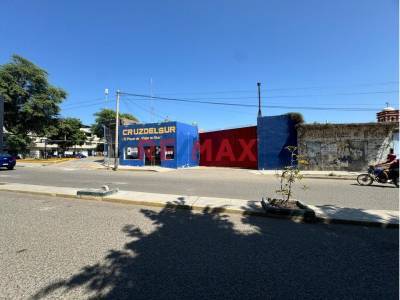 LOCAL COMERCIAL EN VENTA